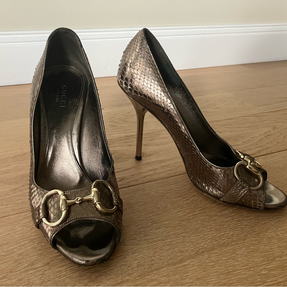 Gucci Women's Bronze Peep-Toe Heels